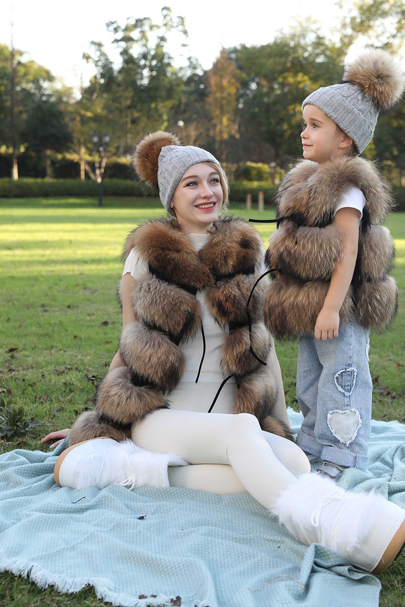 Chapo Cashmere ak fouri pom pom